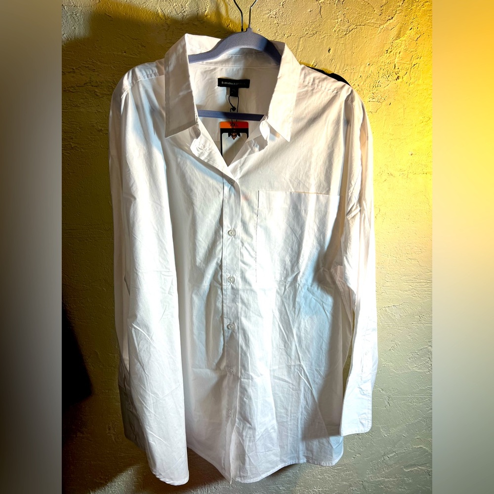 Banana Republic NWT white classic button front 100% cotton minimalist classic